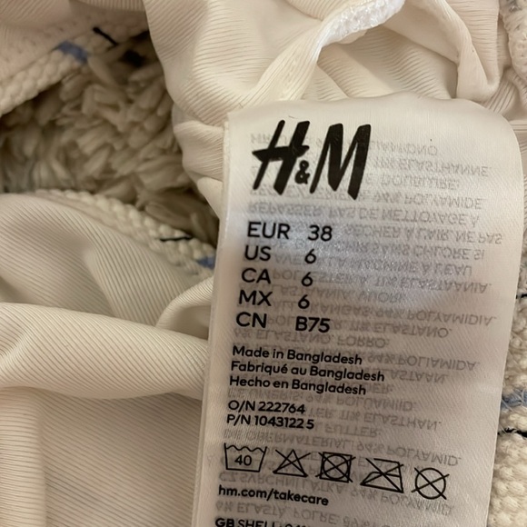 Women’s Bikini Sets - 2 Suits - Picture 8 of 9